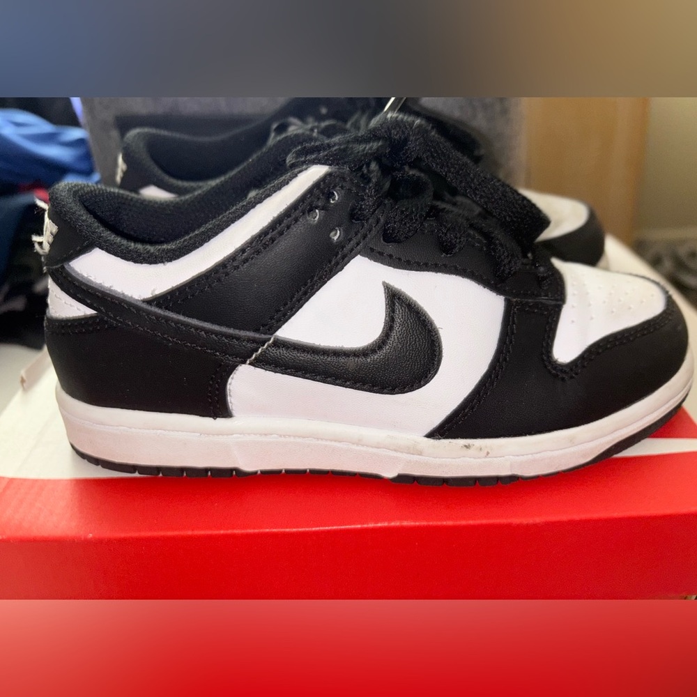 Nike Kids Black and White Sneakers